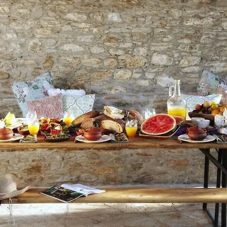 Gullu Konaklari بيت ريفي 3*