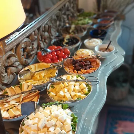 Gullu Konaklari سلجوك