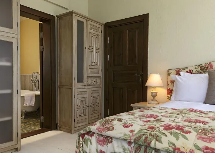 여관 Gullu Konaklari 3*