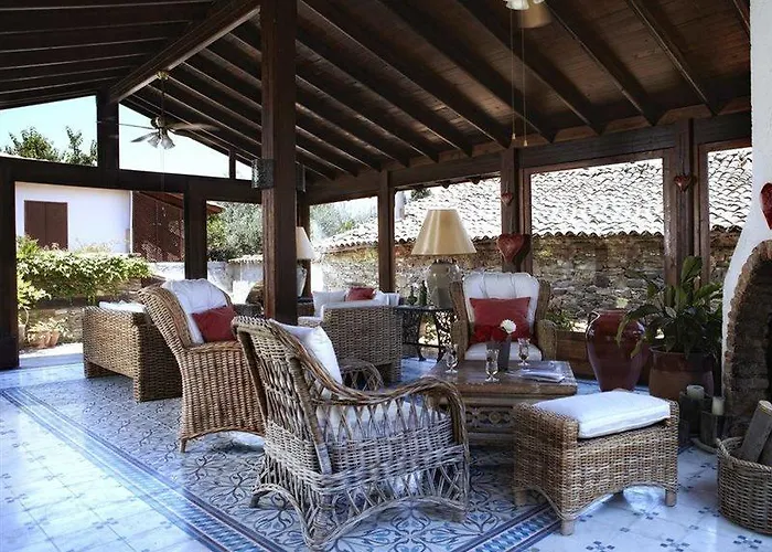 여관 Gullu Konaklari