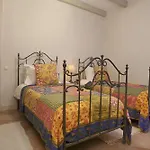 グル コナクラリ 3*