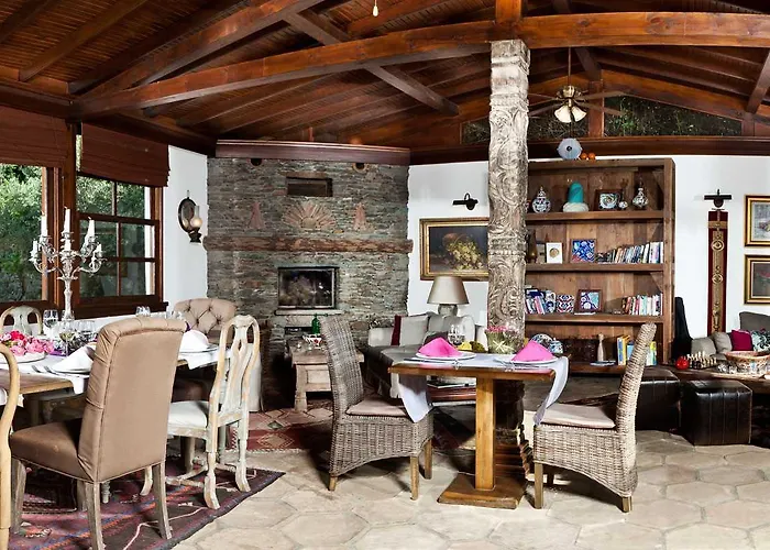 Gullu Konaklari Selçuk