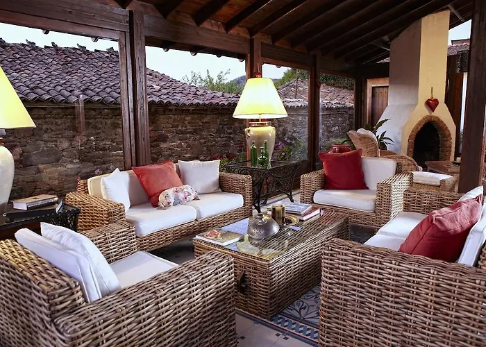 Gullu Konaklari Selçuk