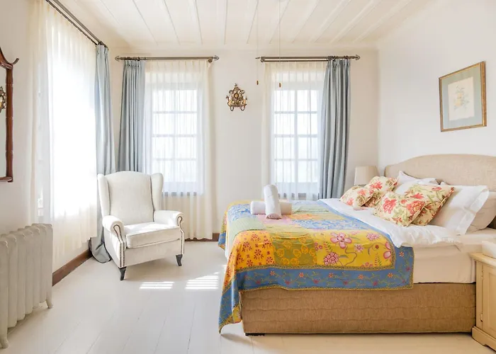 Gullu Konaklari Selçuk